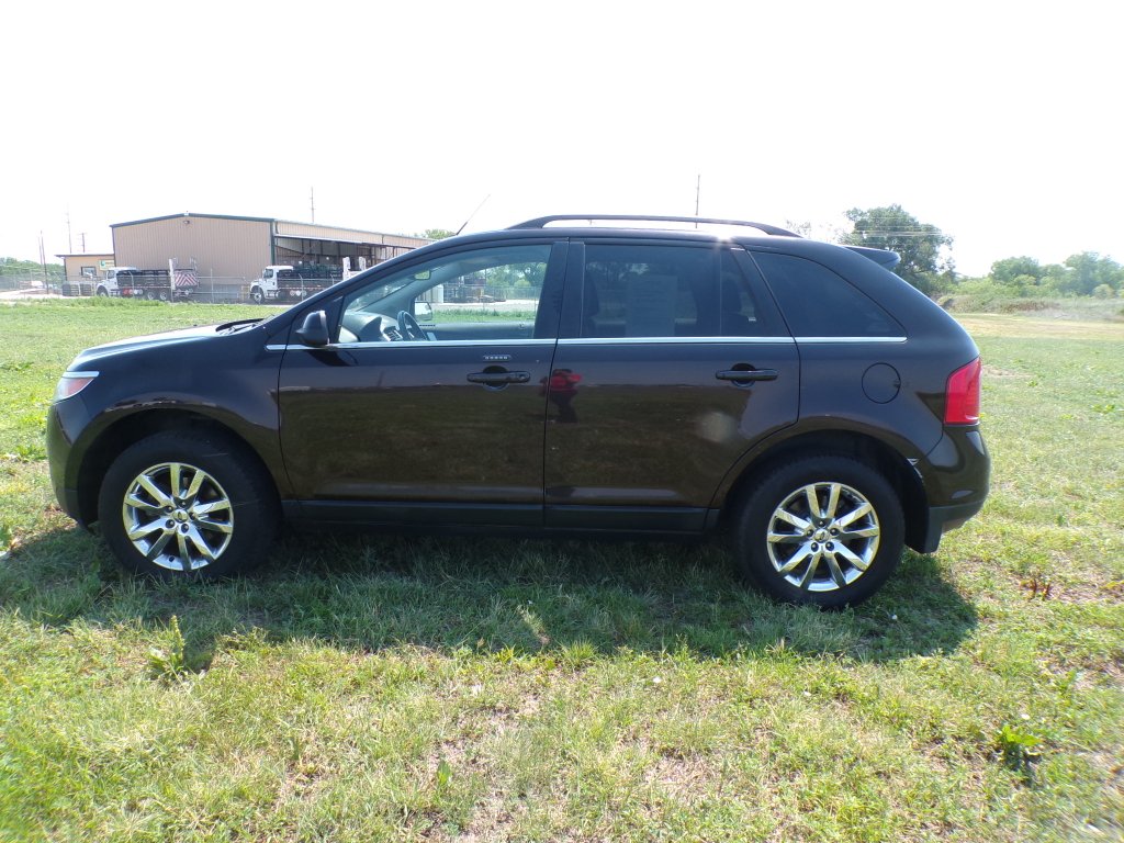 Used 2013 Kodiak Brown Metallic Ford Limited image 7