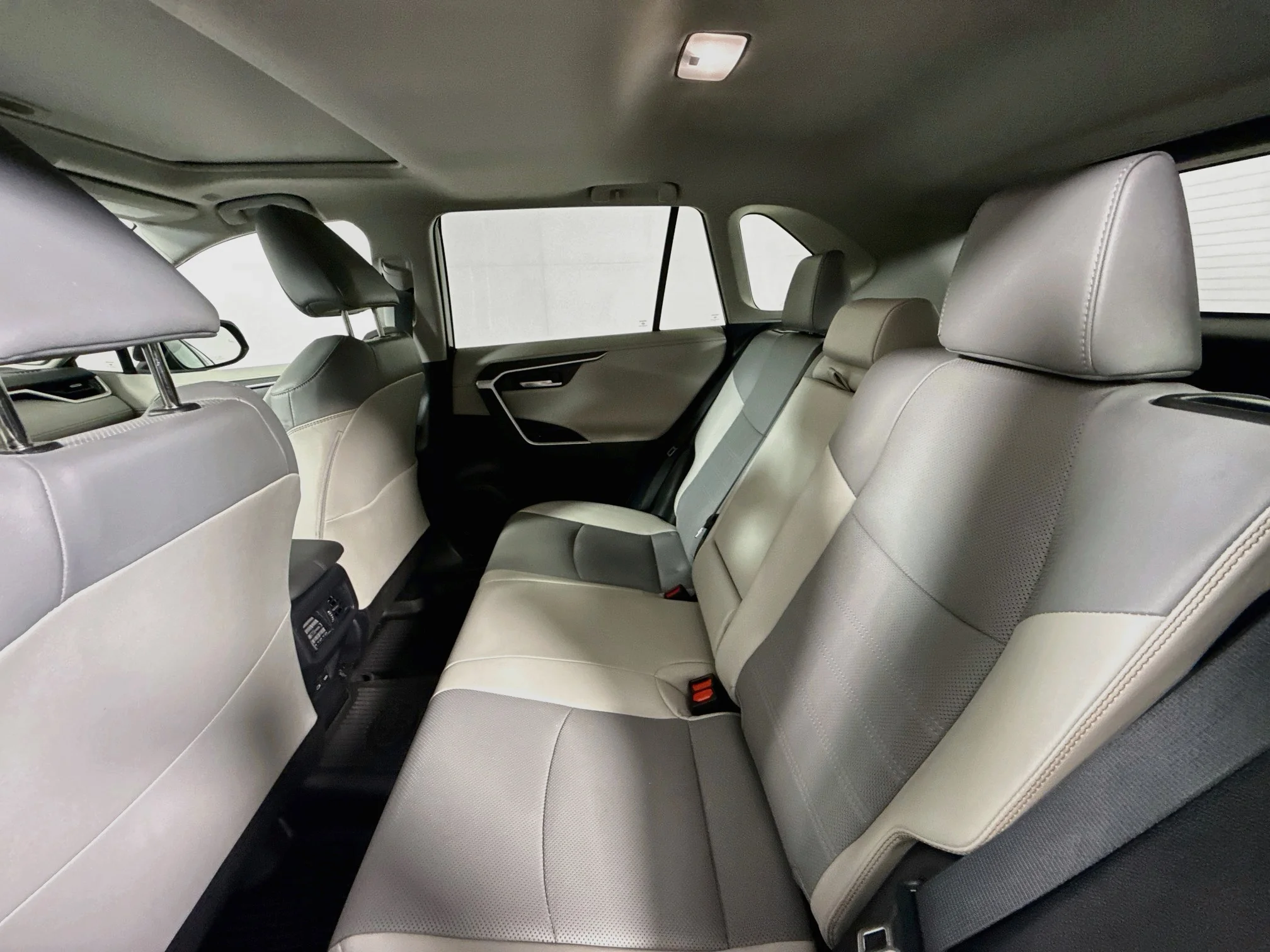 Certified Used 2025 Blueprint Toyota Limited image 22