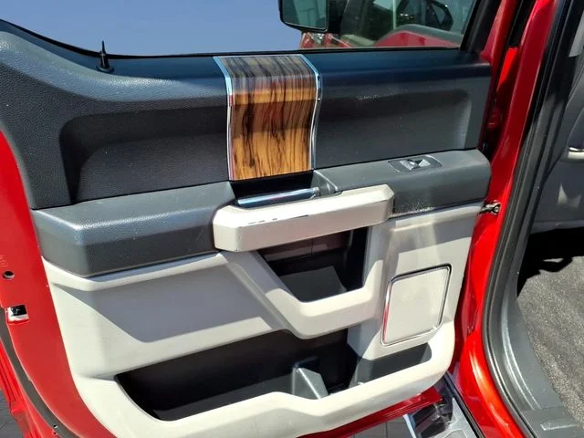 Used 2020 Red Metallic Ford Lariat image 14