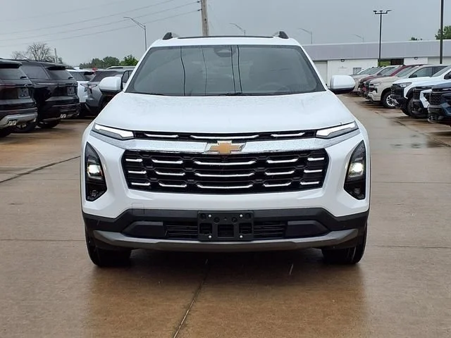 New 2026 Summit White Chevrolet LT image 21