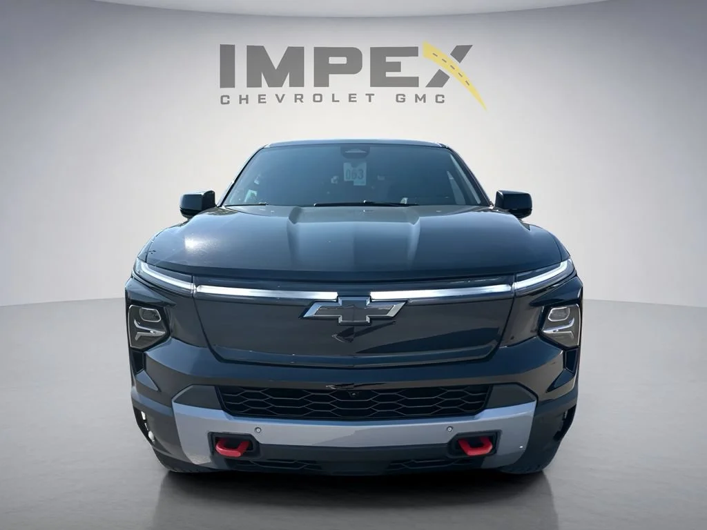 Used 2026 Black Chevrolet Trail Boss - Max Range image 7