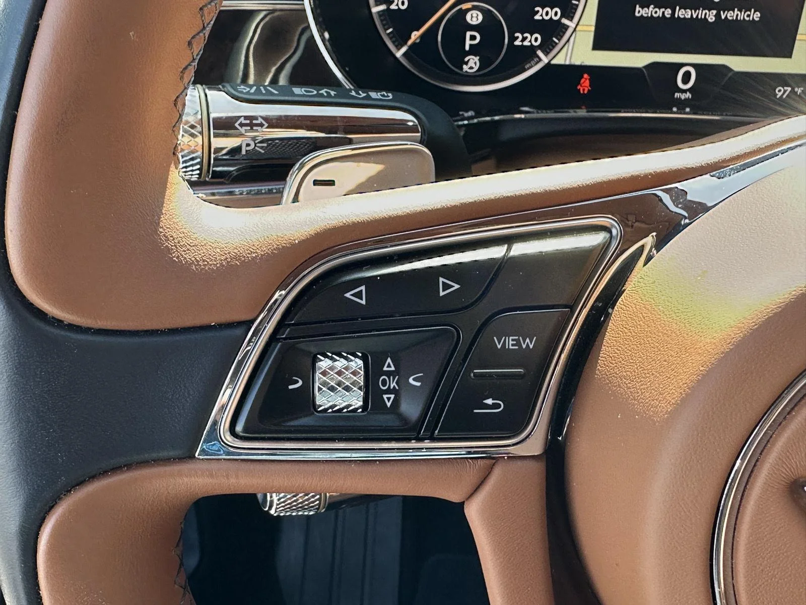 Certified Used 2020 Dark Sapphire BENTLEY  image 25