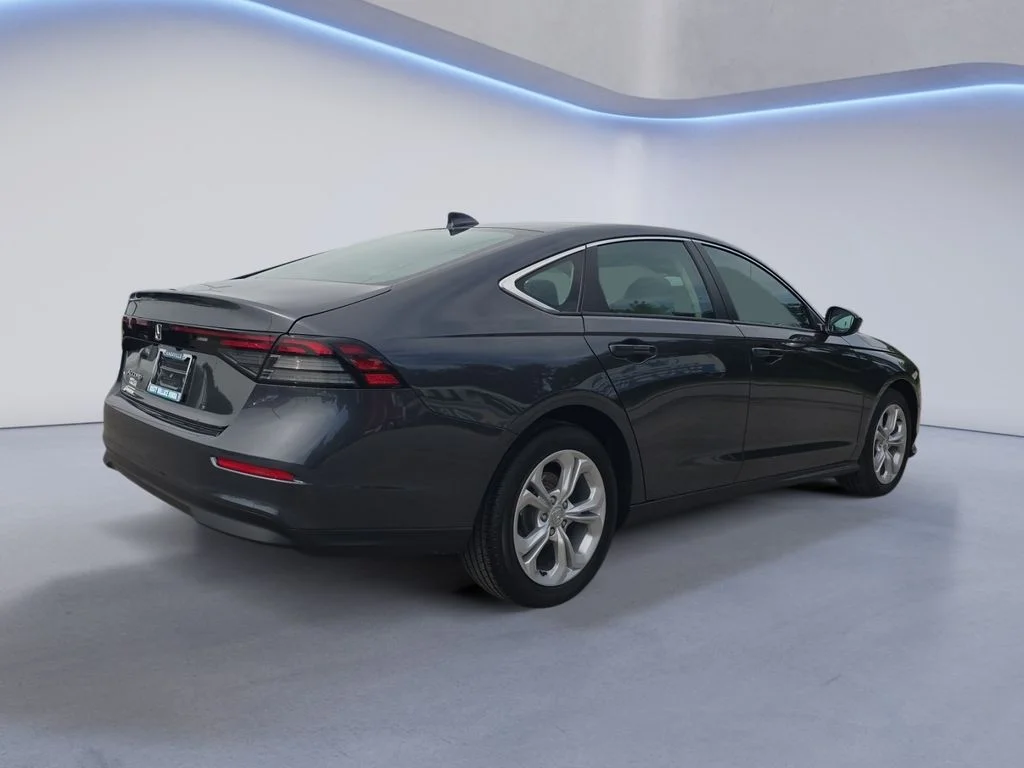 New 2026 Meteorite Gray Metallic Honda LX image 6