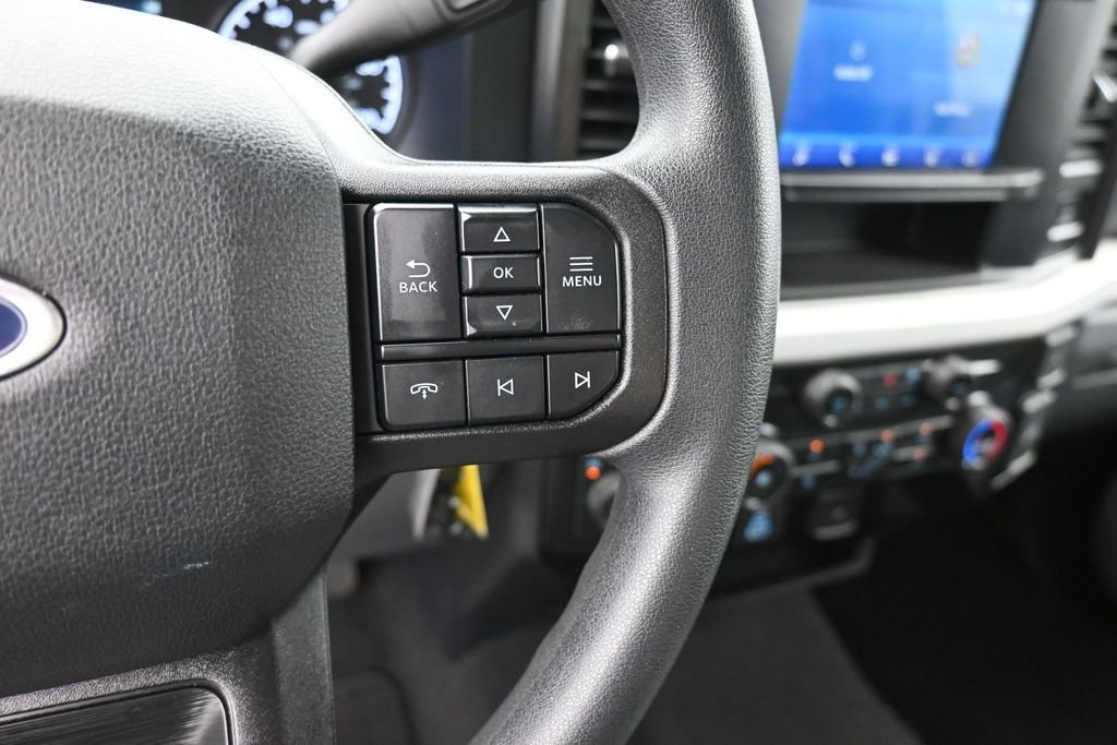 Used 2025 White Ford XLT image 3