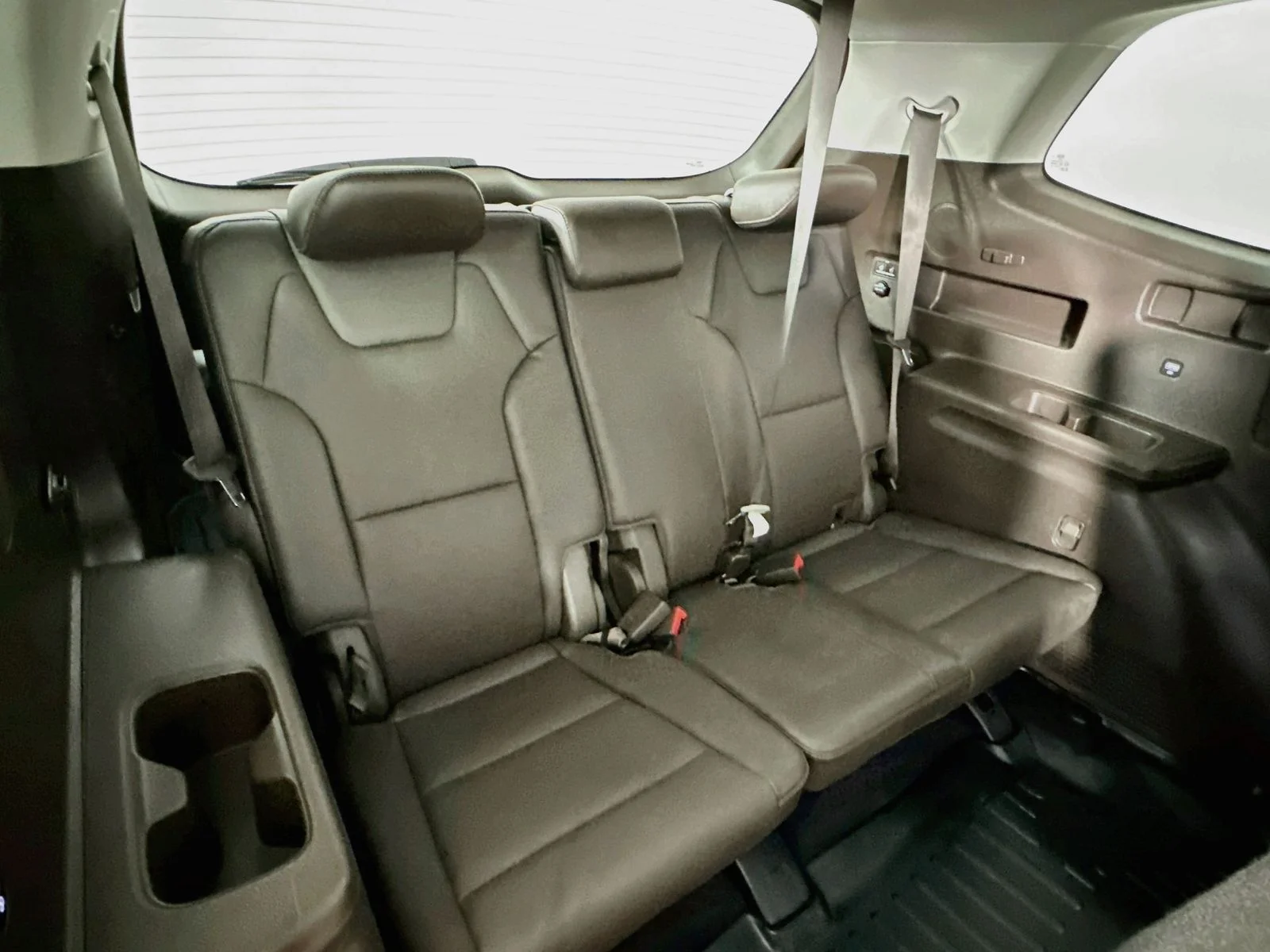 Used 2020 Snow White Pearl Kia SX image 29
