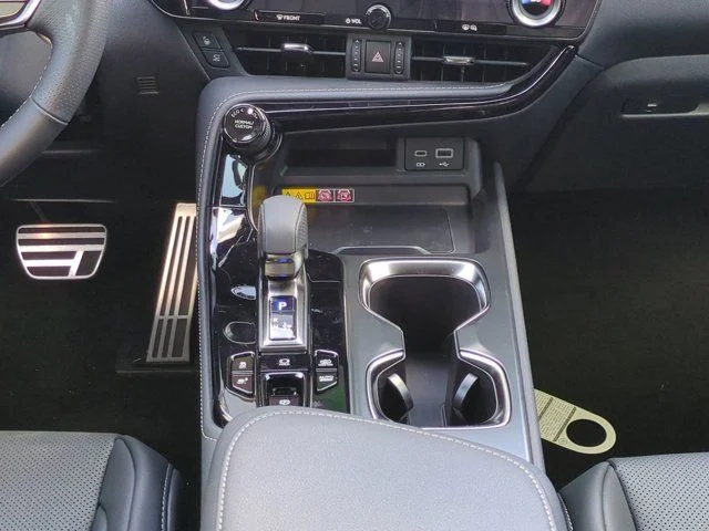 2026 Lexus NX 450h+ F-Sport - Photo 18
