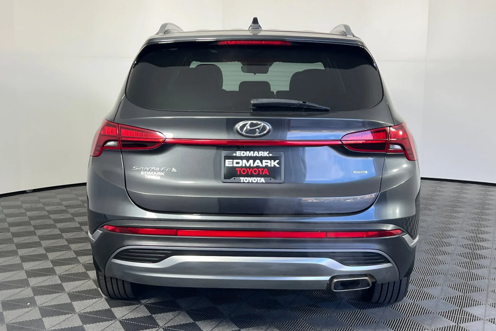Used 2022 Portofino Gray Hyundai SEL image 4