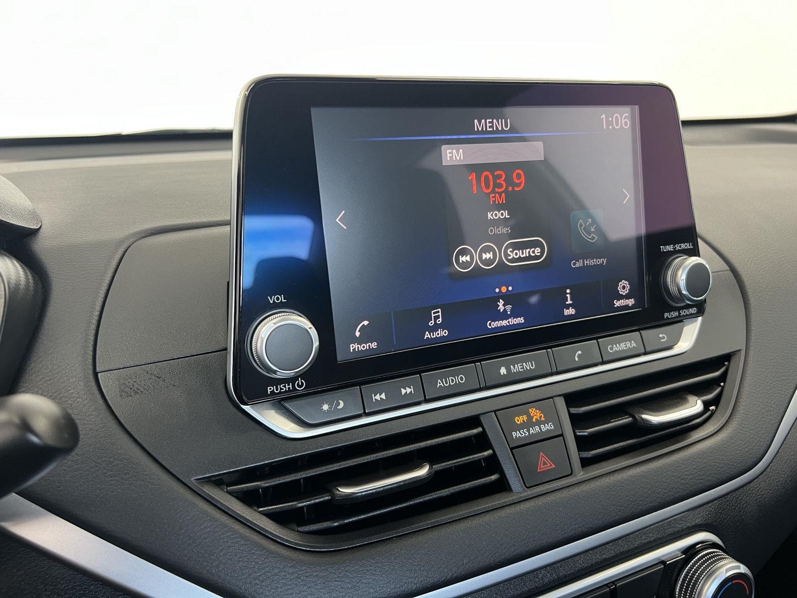 2022 Nissan Altima SV - Photo 16