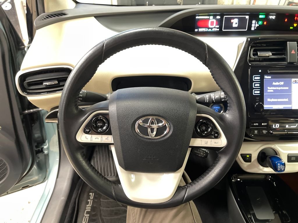 Certified Used 2017 Beige Toyota Three image 19