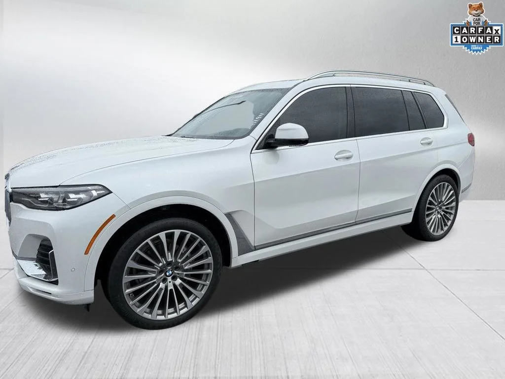 2022 BMW X7 xDrive40i's photo