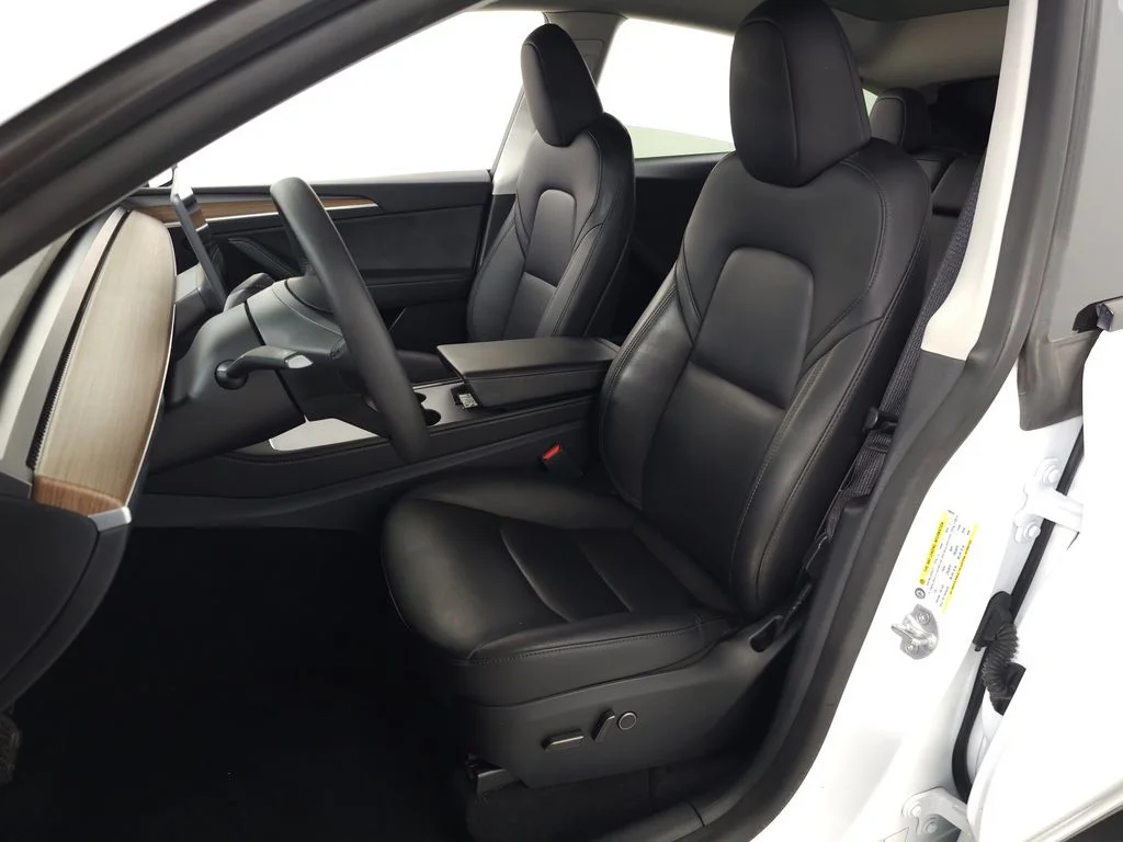 Used 2025 White Tesla Long Range image 16