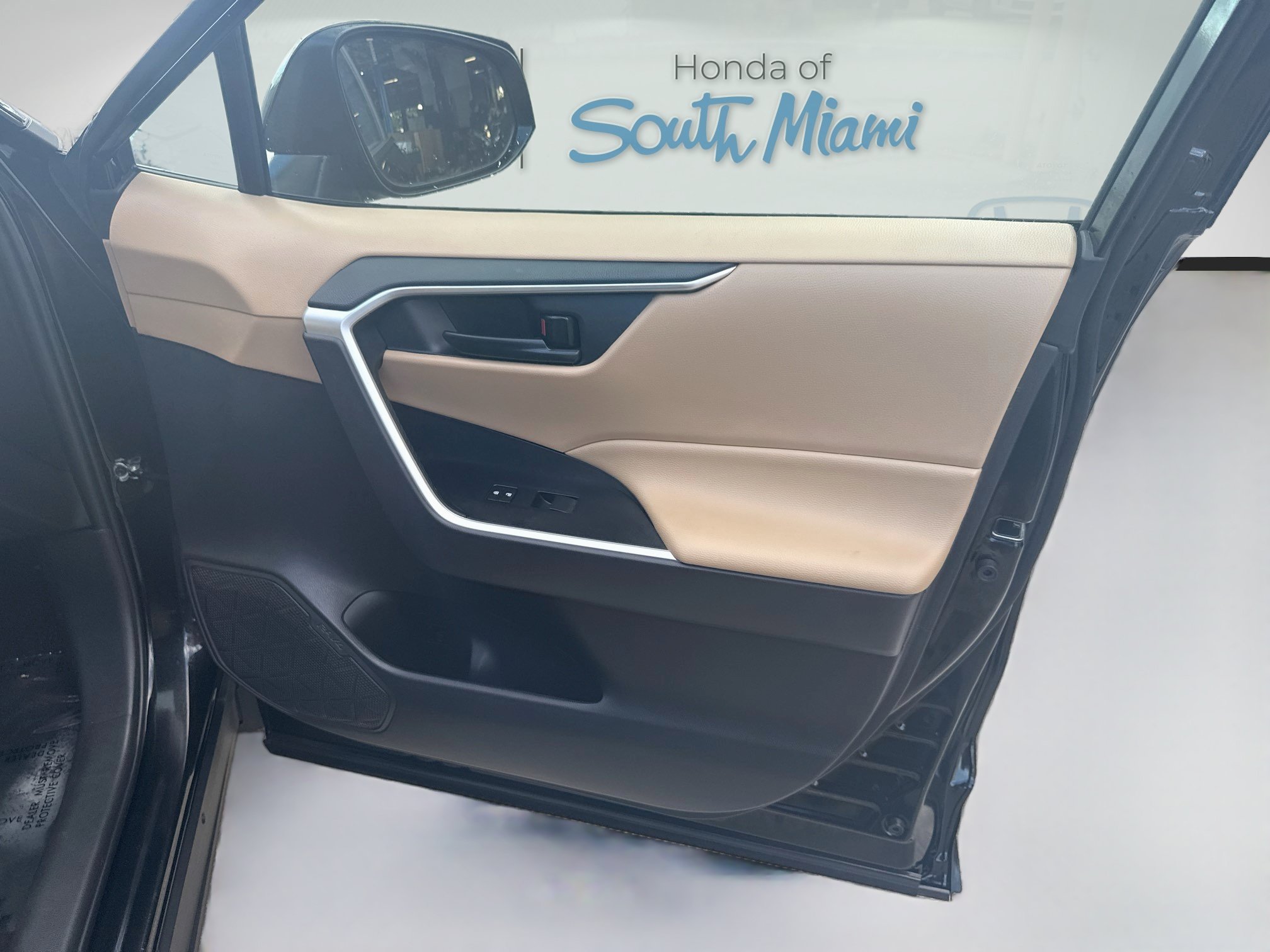 Used 2025 Midnight Black Metallic Toyota Hybrid LE image 32