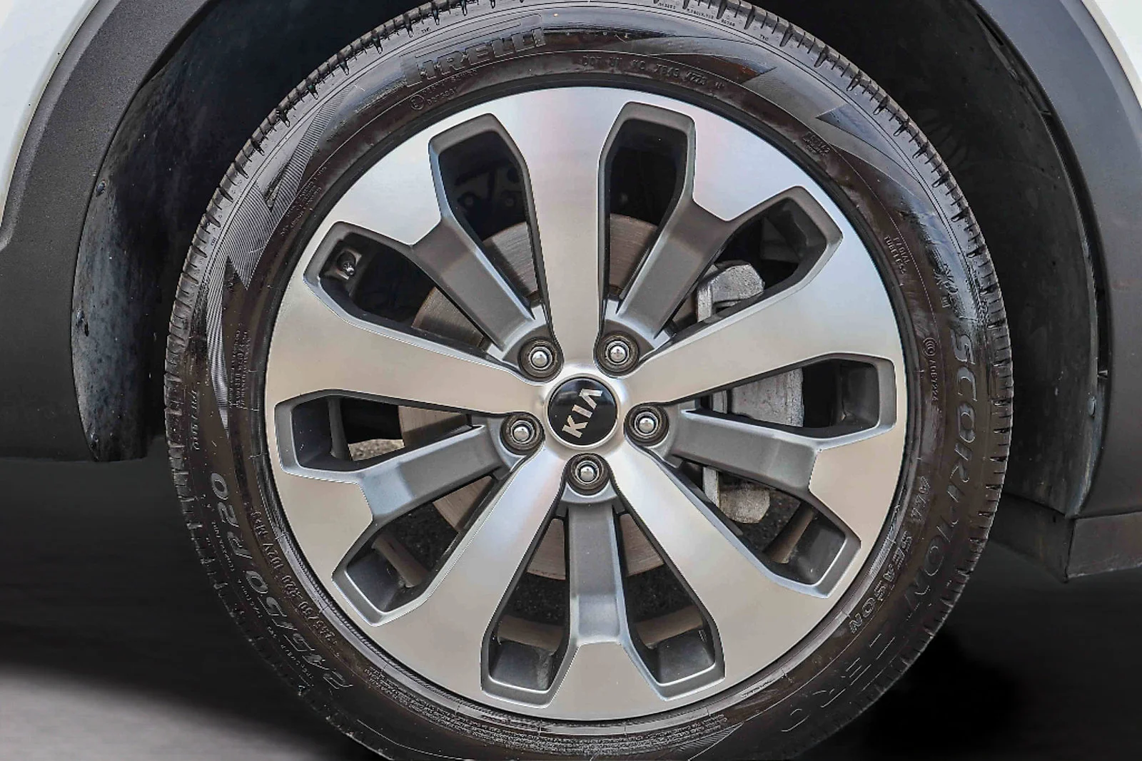 Certified Used 2020 Snow White Pearl Kia S image 27