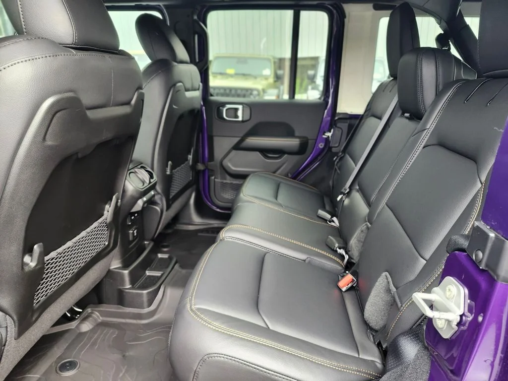New 2026 Reign Exterior Paint Jeep Sahara image 16