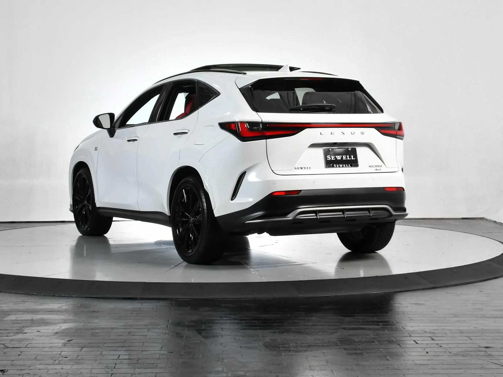 Certified Used 2024 ULTRA WHITE Lexus F SPORT Handling image 4