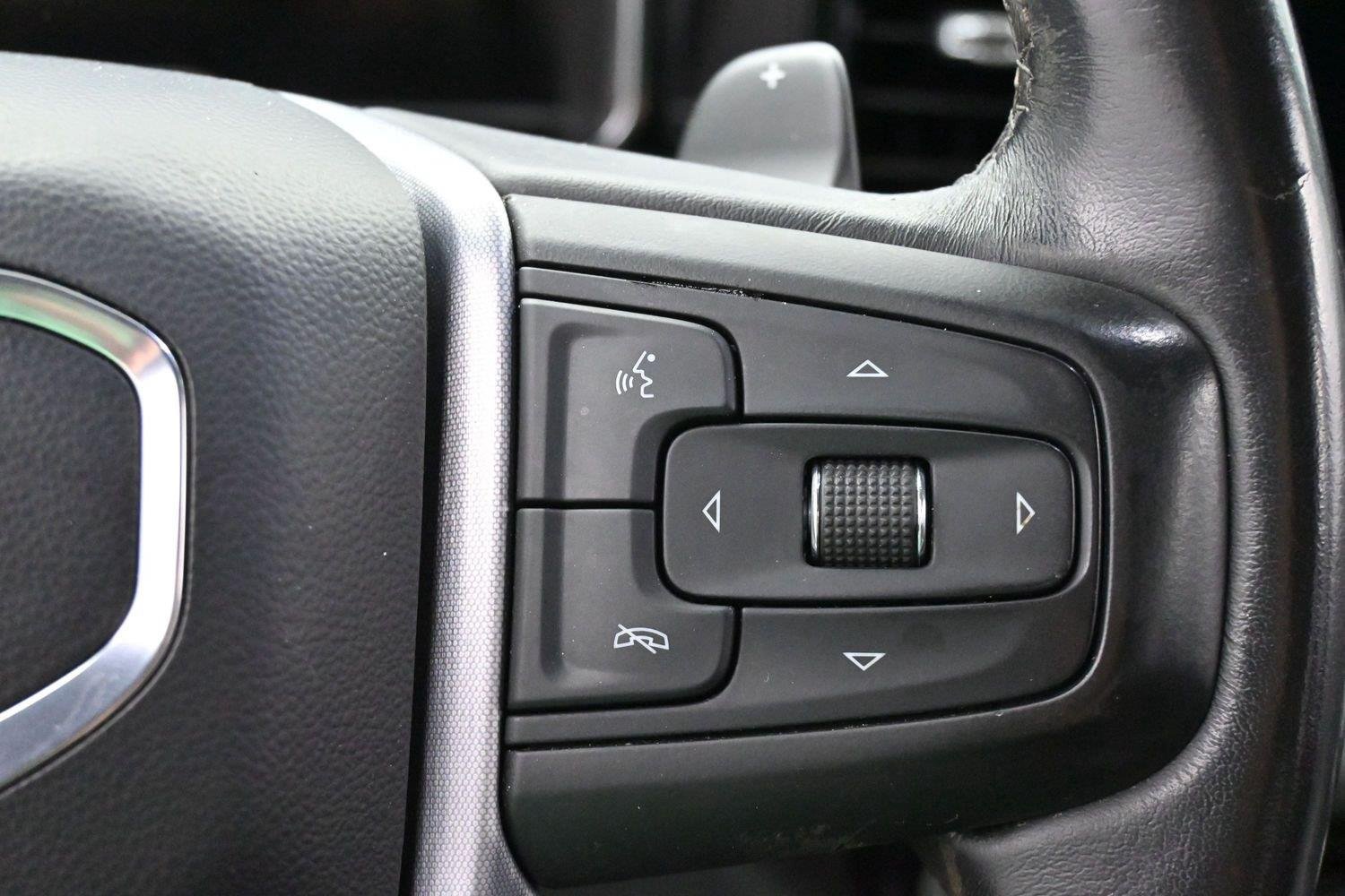 Used 2022 Quicksilver Metallic GMC Elevation image 18