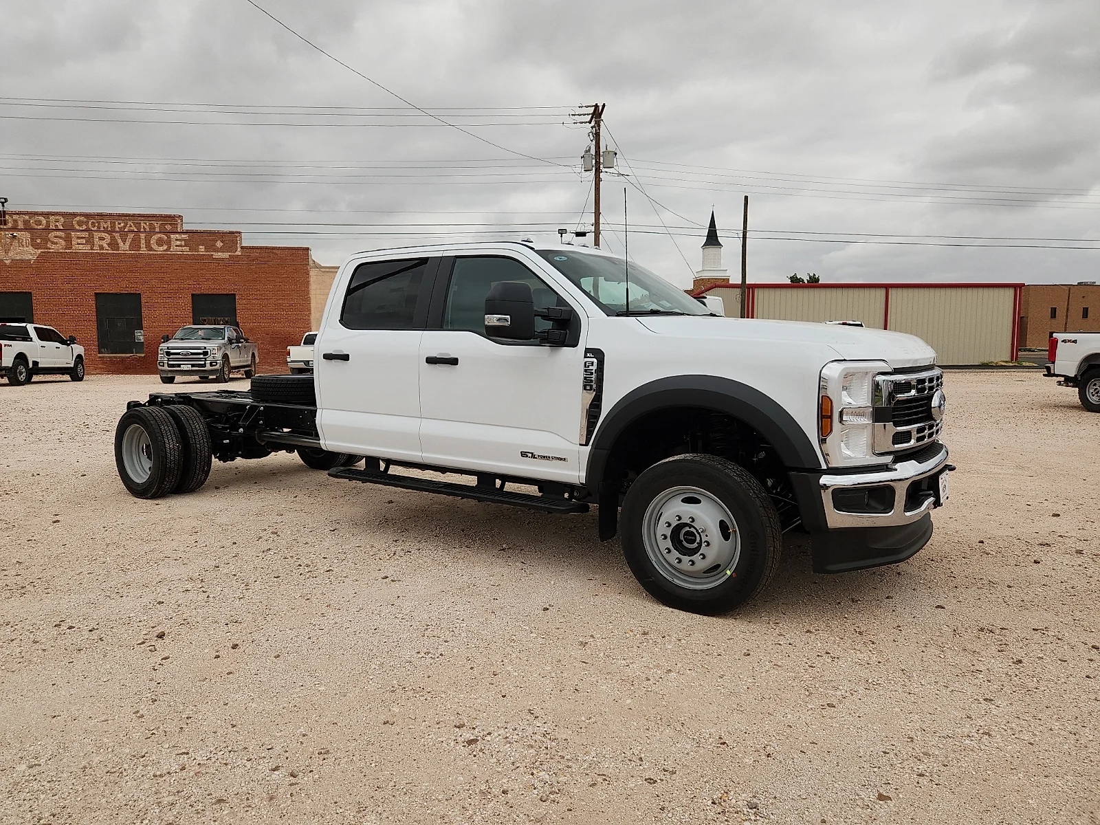 New 2026 Oxford White Ford XL image 8