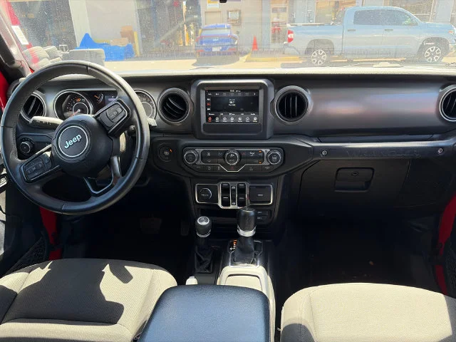 Used 2023 Red Jeep Sport S image 16