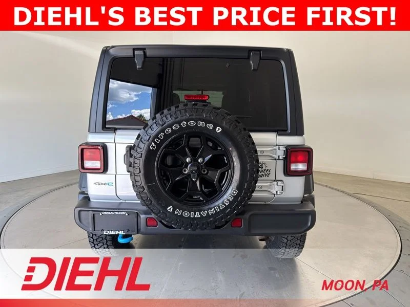 Used 2023 Silver Jeep Base 4xe image 6