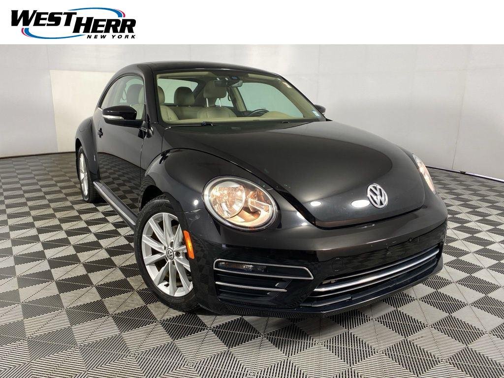 2019 Volkswagen Beetle 2.0T SE Auto's photo