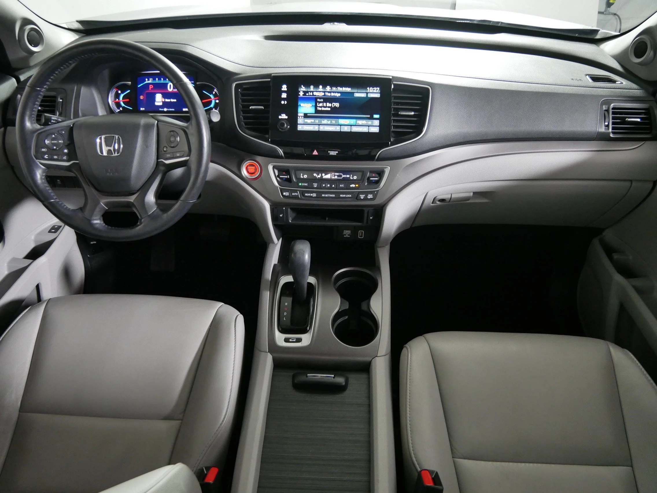 Used 2019 Lunar Silver Metallic Honda EX-L image 10