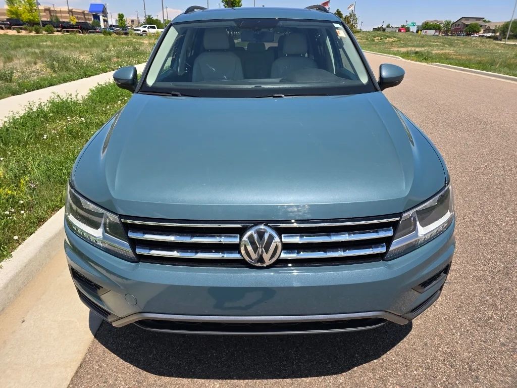 Used 2020 Stone Blue Metallic Volkswagen SE image 8