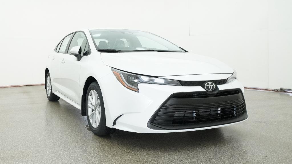 New 2026 Wind Chill Pearl Toyota LE image 41