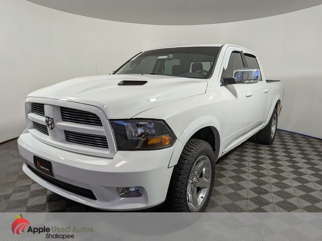 Used 2011 White Ram Sport image 3