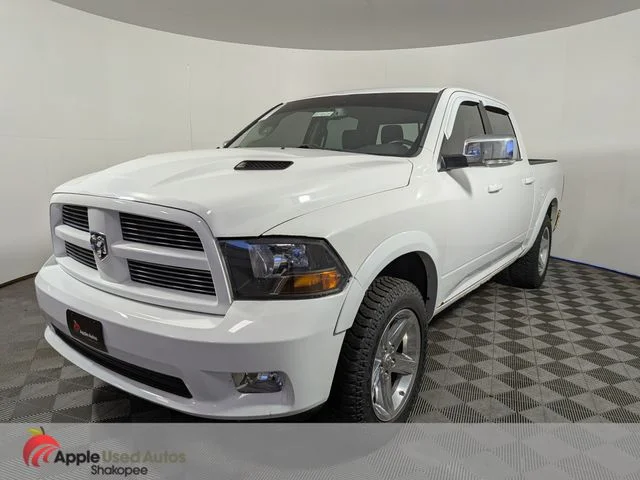 Used 2011 White Ram Sport image 3