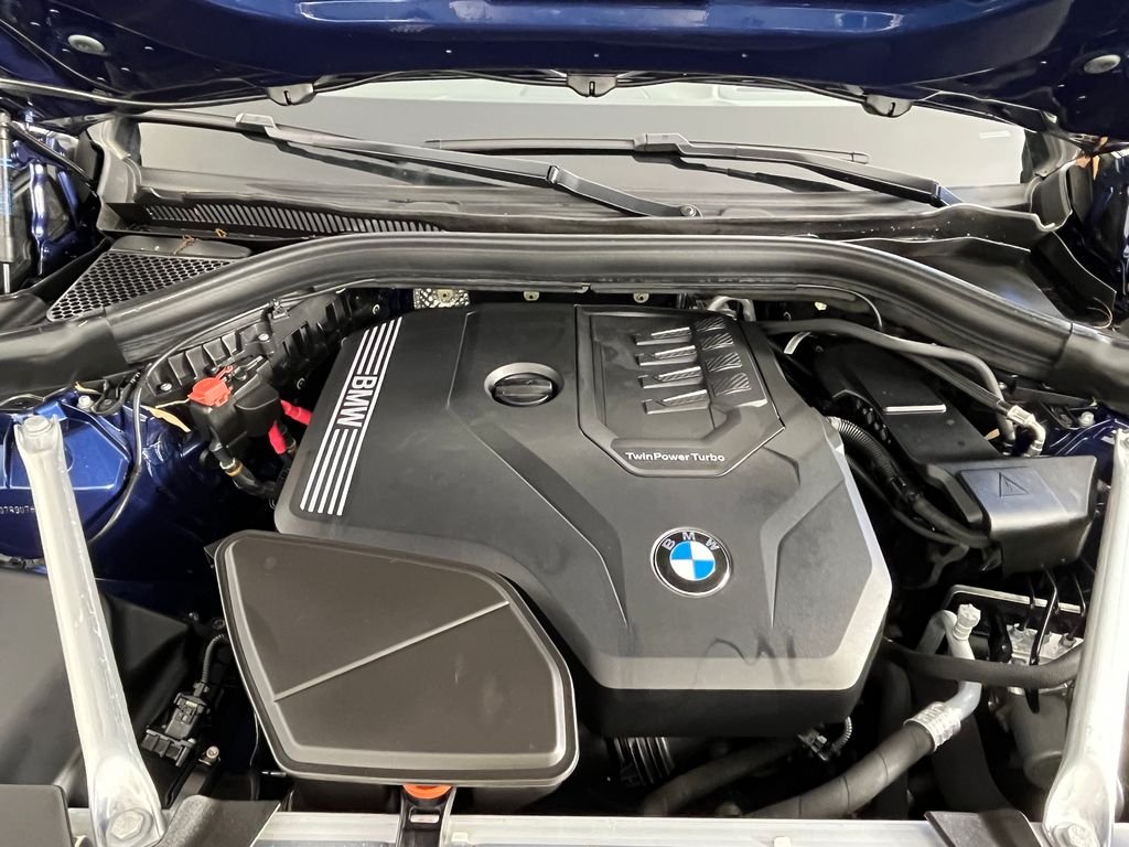 Used 2024 Blue BMW xDrive30i image 17
