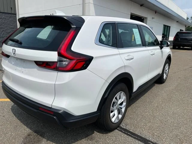 Used 2024 White Honda LX image 3