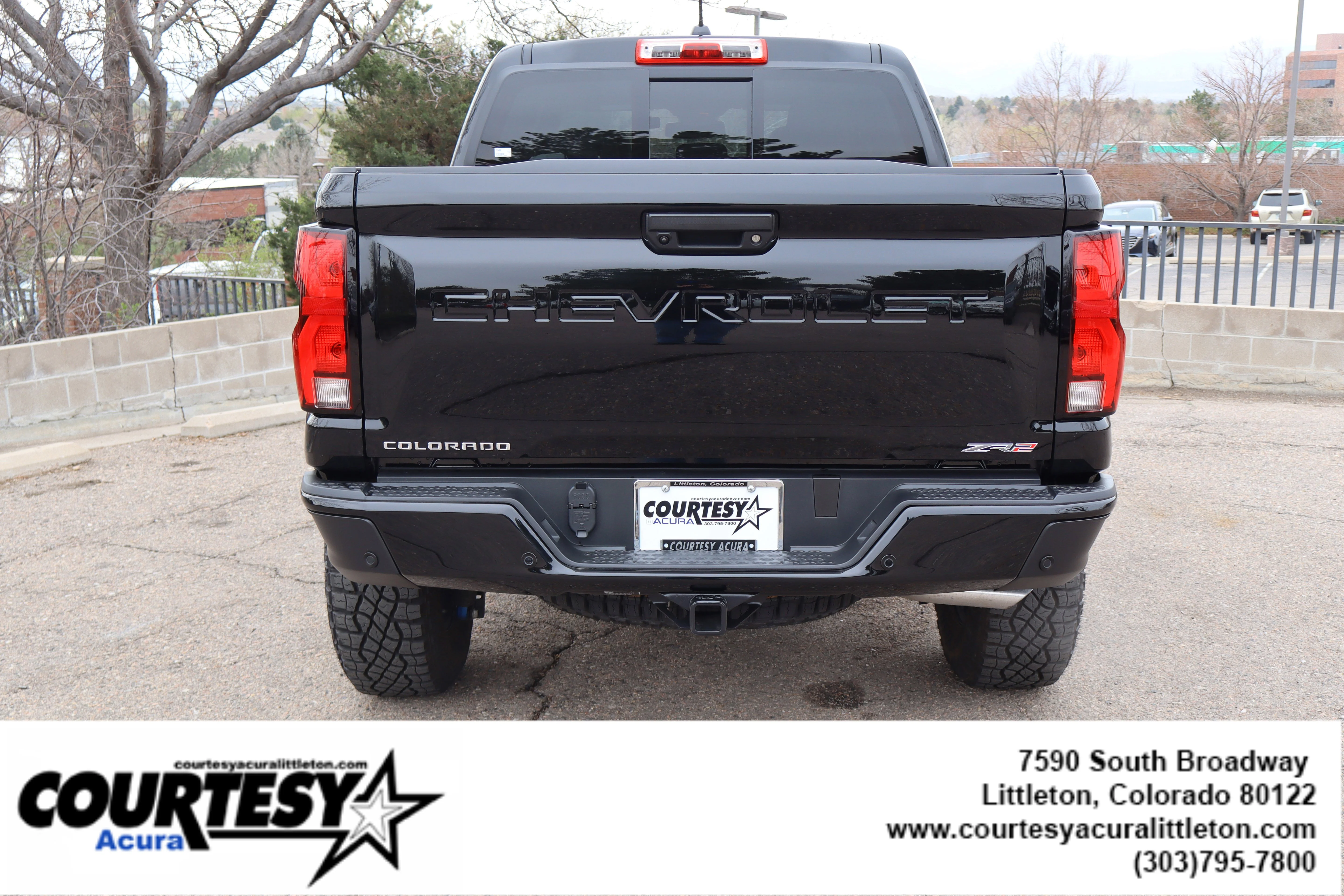 Used 2025 Black Chevrolet 4WD ZR2 image 5