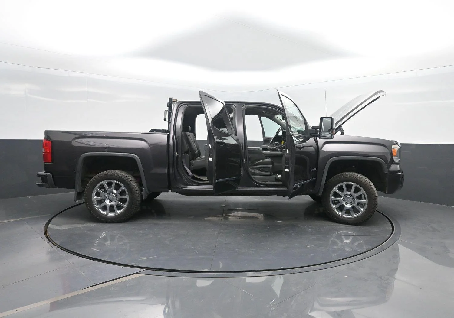 Used 2014 Iridium Metallic GMC Denali image 46