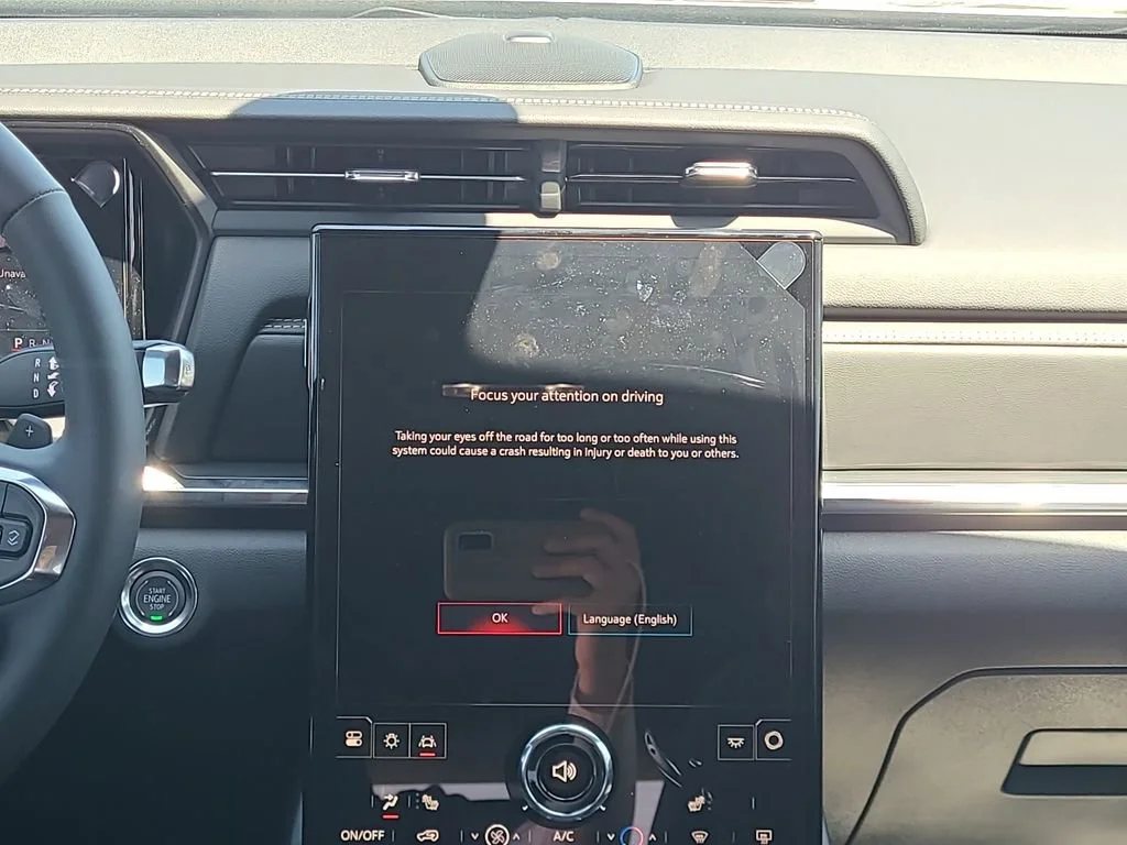 New 2026 Sterling Metallic GMC Elevation image 17