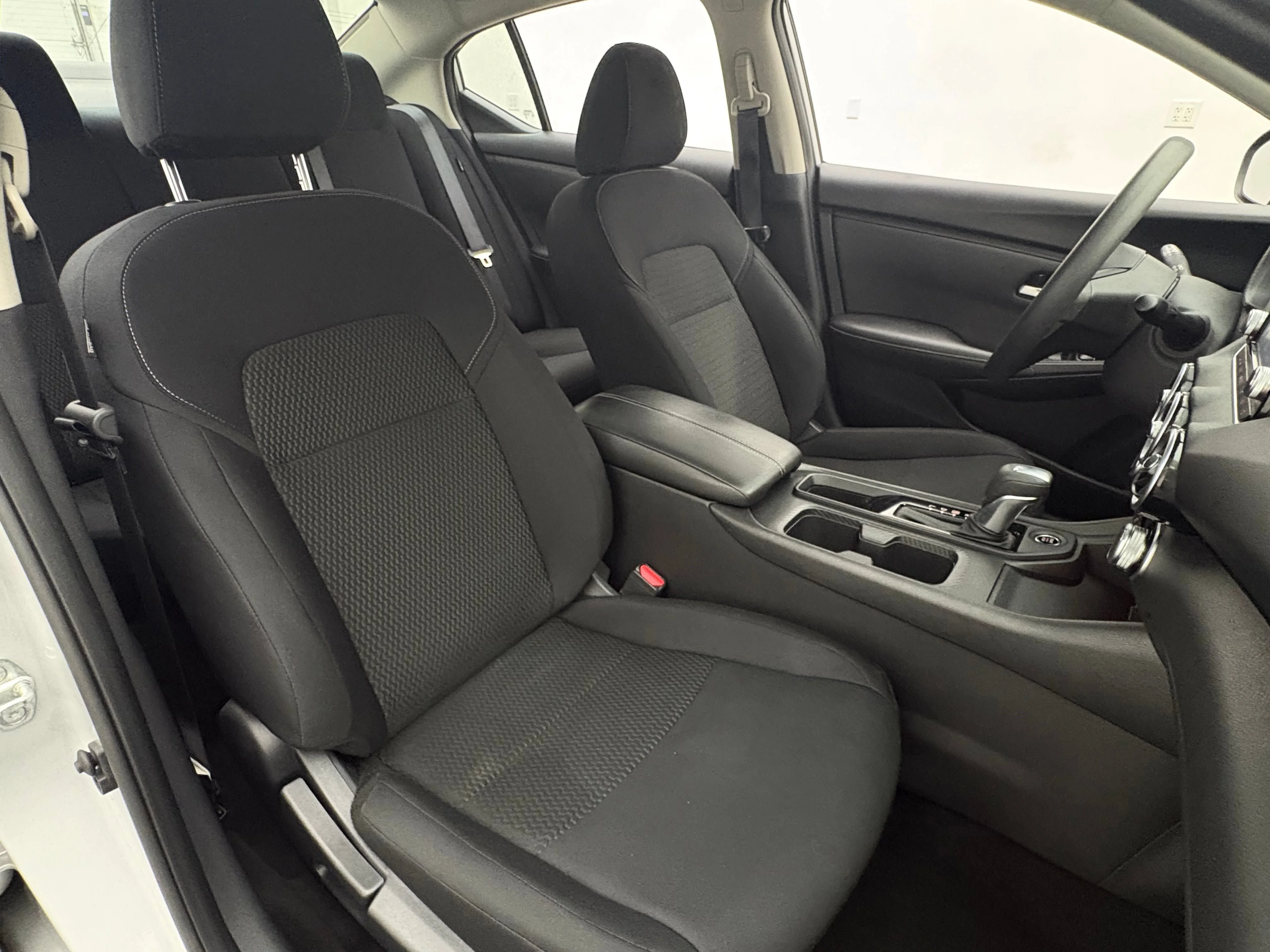 Used 2023 Silver Nissan S image 29