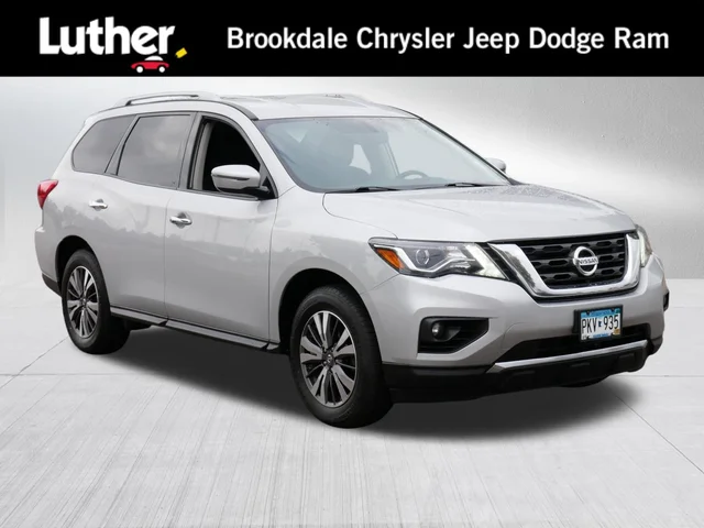 2018 Nissan Pathfinder SV