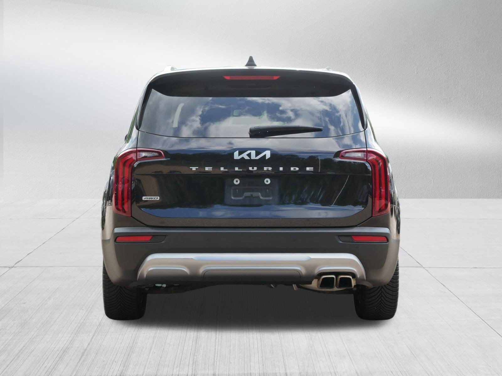 Used 2022 Black Copper Kia SX image 6
