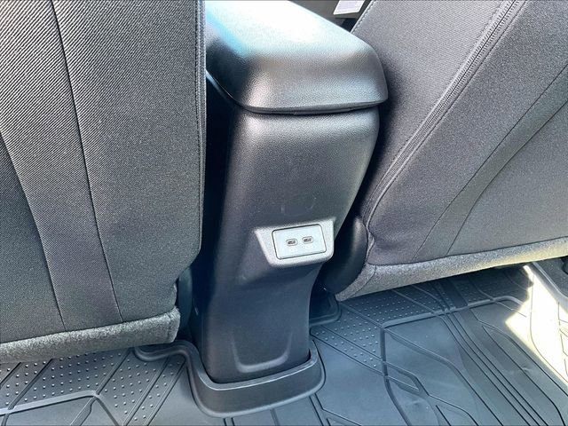 New 2027 Summit White Chevrolet LT image 18