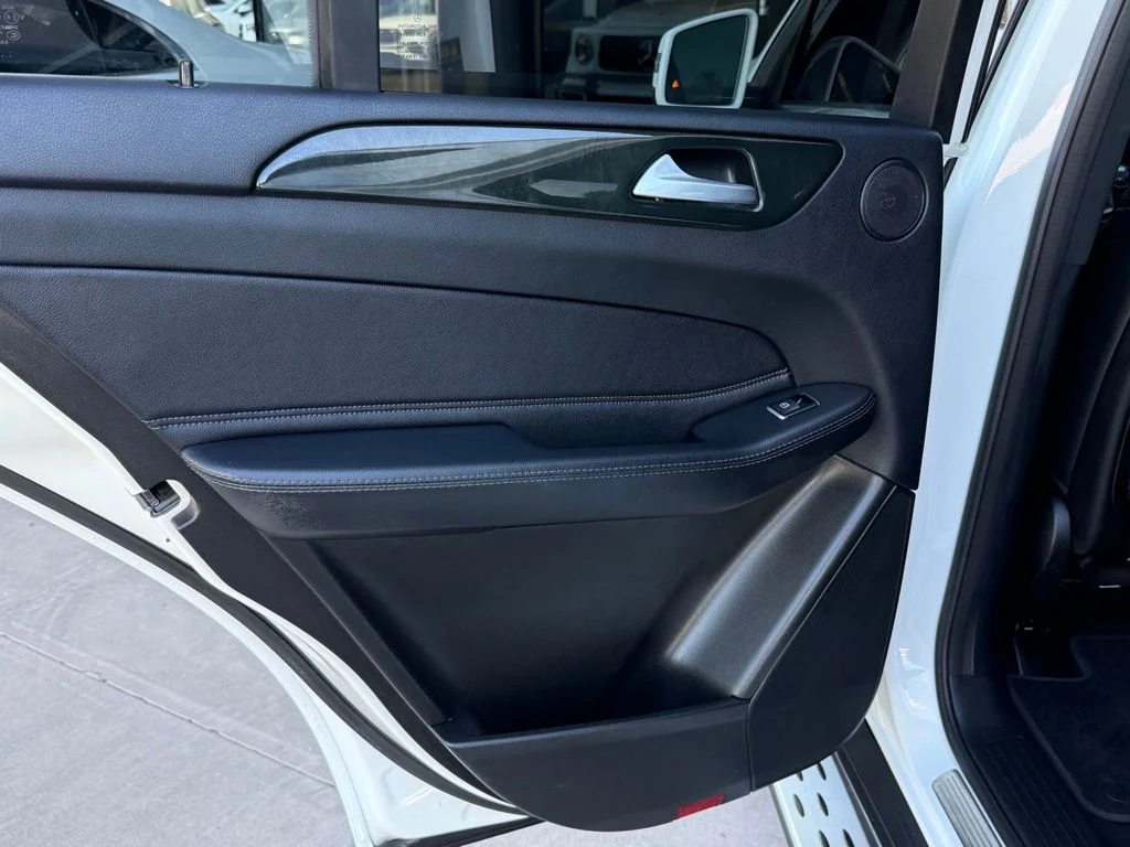 Used 2017  Mercedes-Benz GLE 350 image 24