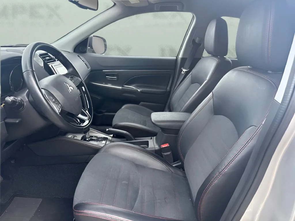 Used 2024 Gray Mitsubishi S image 11