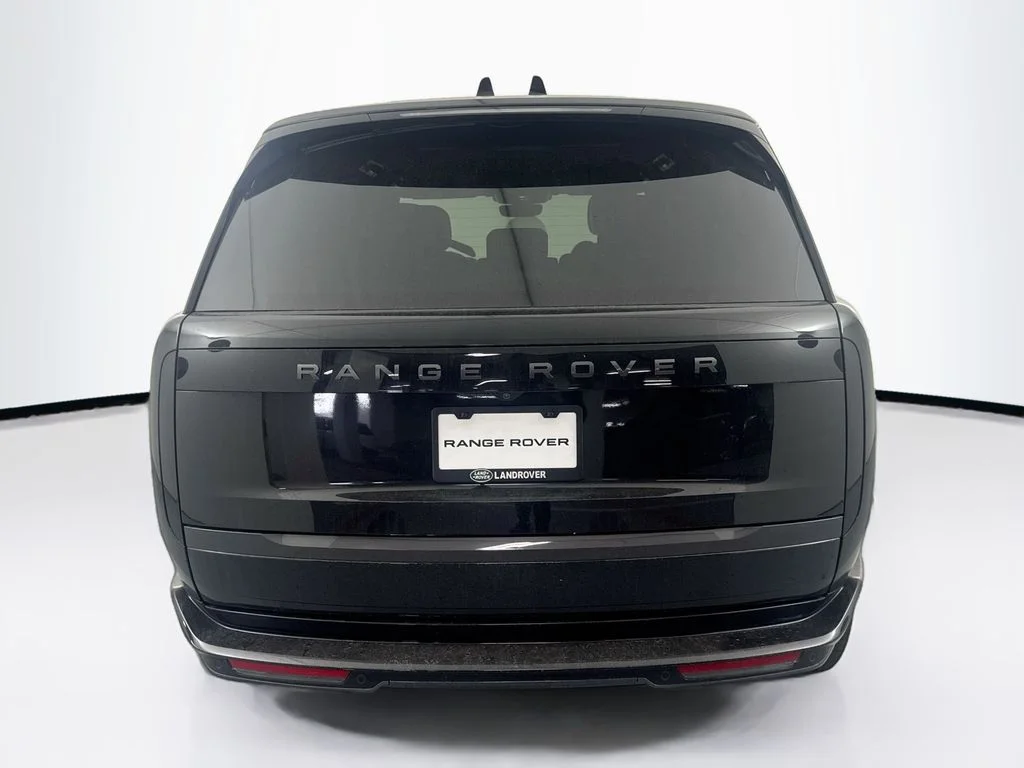 New 2026 Santorini Black Land Rover SE image 6