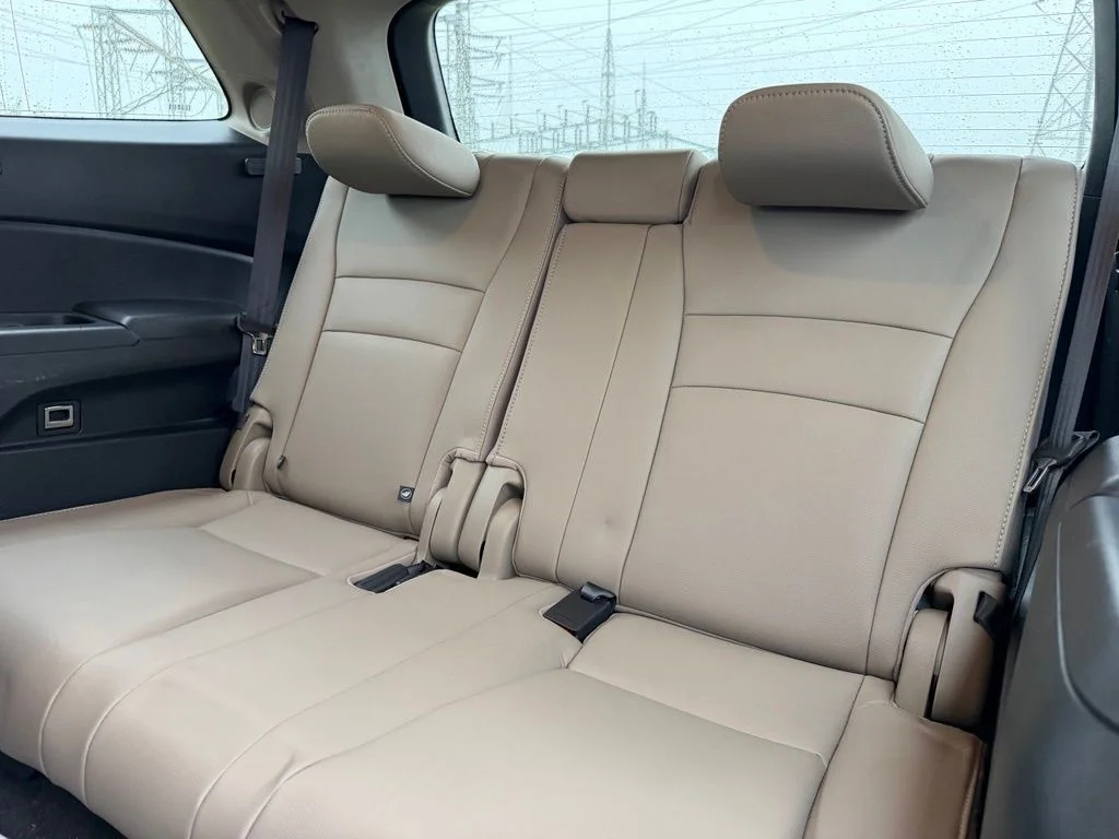 Used 2016 Black Honda Touring image 20