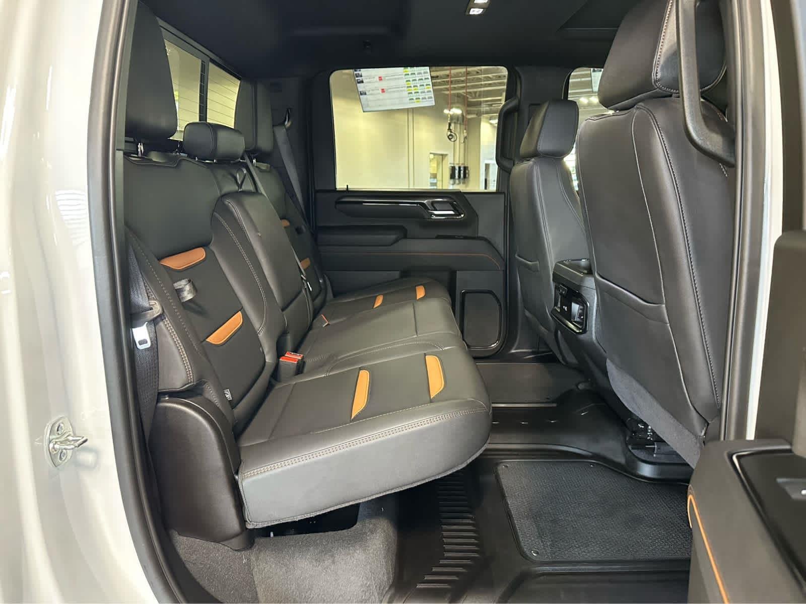 2025 GMC Sierra 3500HD AT4 - Photo 20