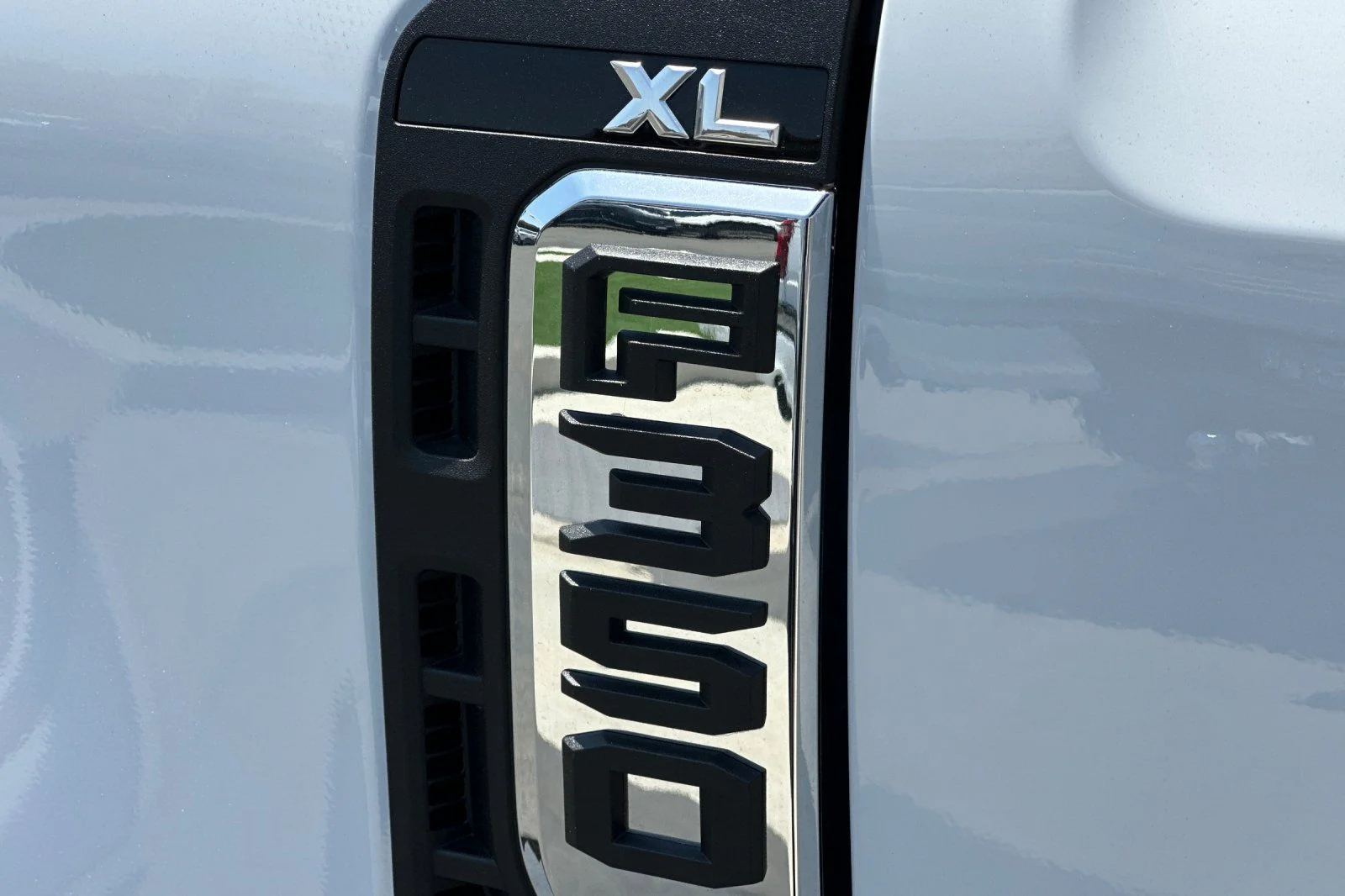New 2026 White Ford XL image 22