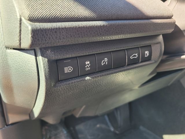 Used 2025  Toyota LE image 19