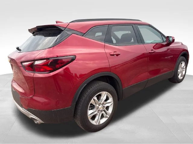 Used 2020 CAJUN RED TINTCOAT Chevrolet LT image 6