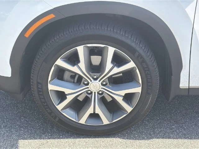 Used 2020 White Hyundai SEL image 44