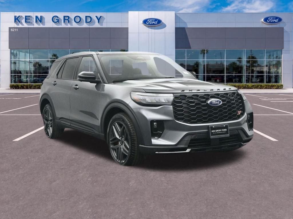 2026 Ford Explorer ST 4WD's photo