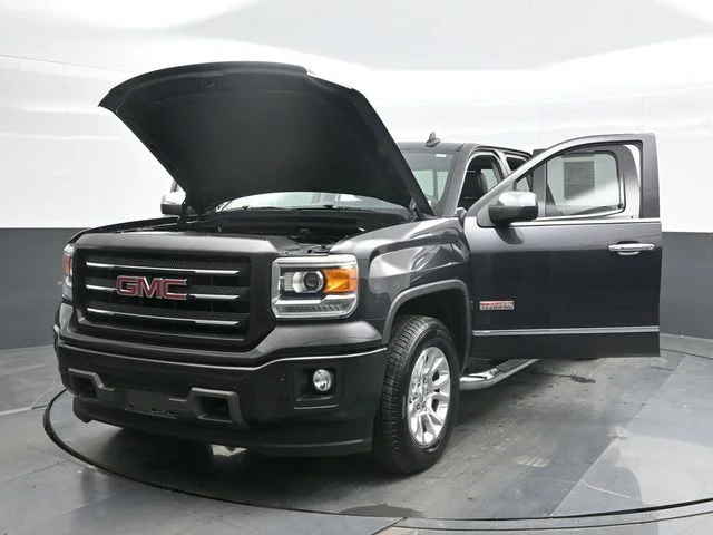 Used 2015 Silver GMC SLT image 30