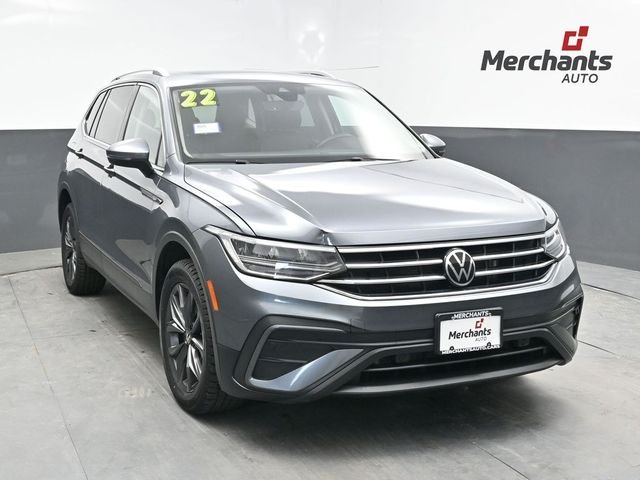 Used 2022 Gray Volkswagen 2.0T SE image 1